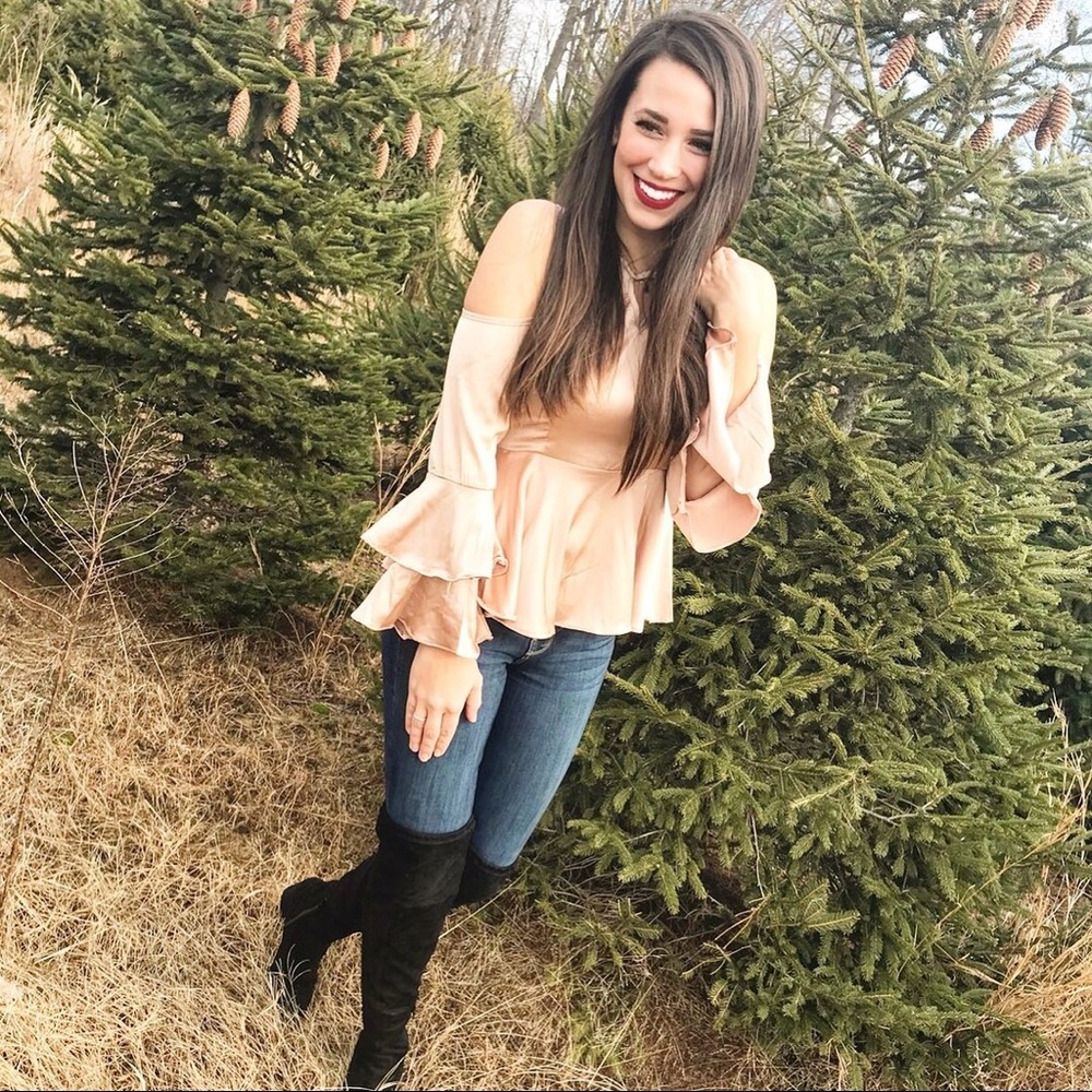 Belle Sleeve Cold Shoulder Top